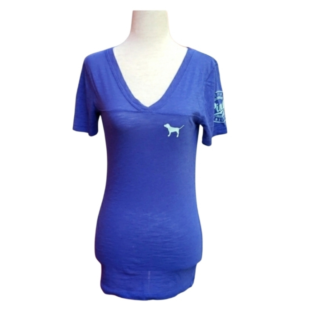 PINK Victoria's Secret V-neck Logo T- shirt Size Small